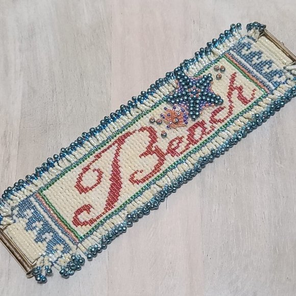 Beach blanket themed beaded bracelet off loom technique bracelet - Picture 2 of 4